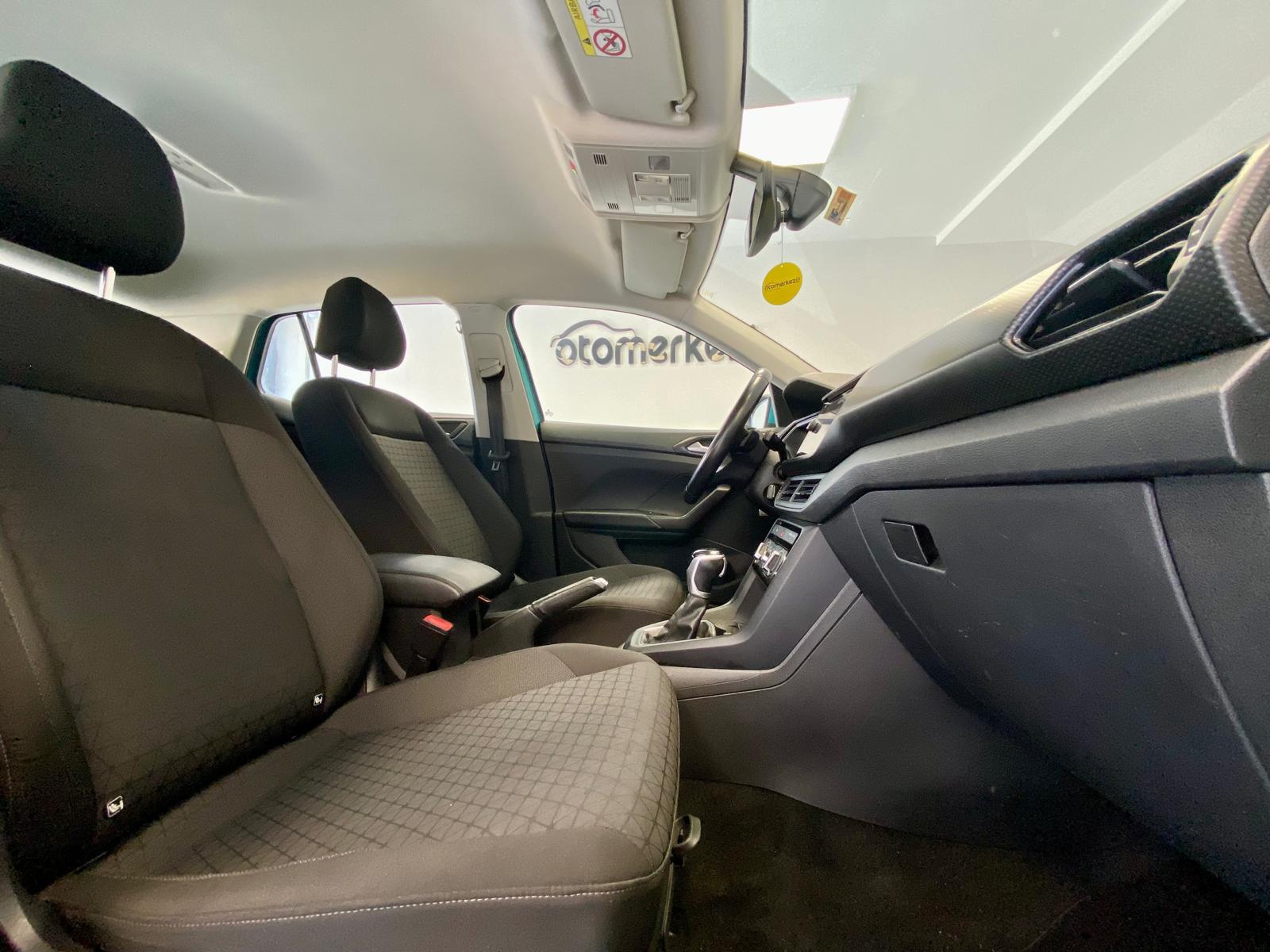 VOLKSWAGEN T-CROSS 15